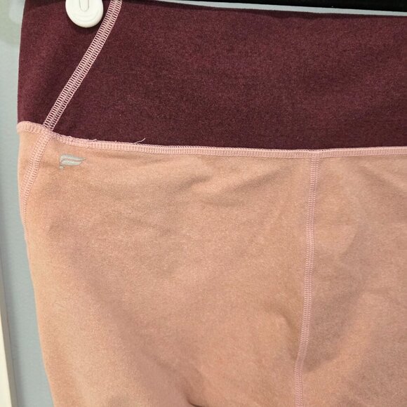 Fabletics Light Pink & Burgundy Cropped Leggings β Size XL β Cute & Comfy! π - Picture 5 of 8
